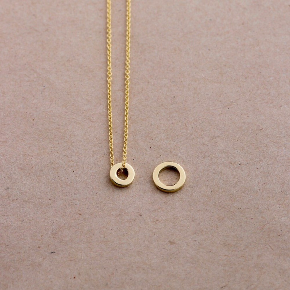 Kette mit zwei kleinen Ringen