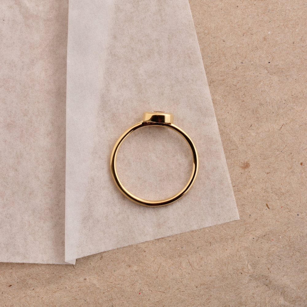 Ninie Oval – Diamantring 0,30 ct