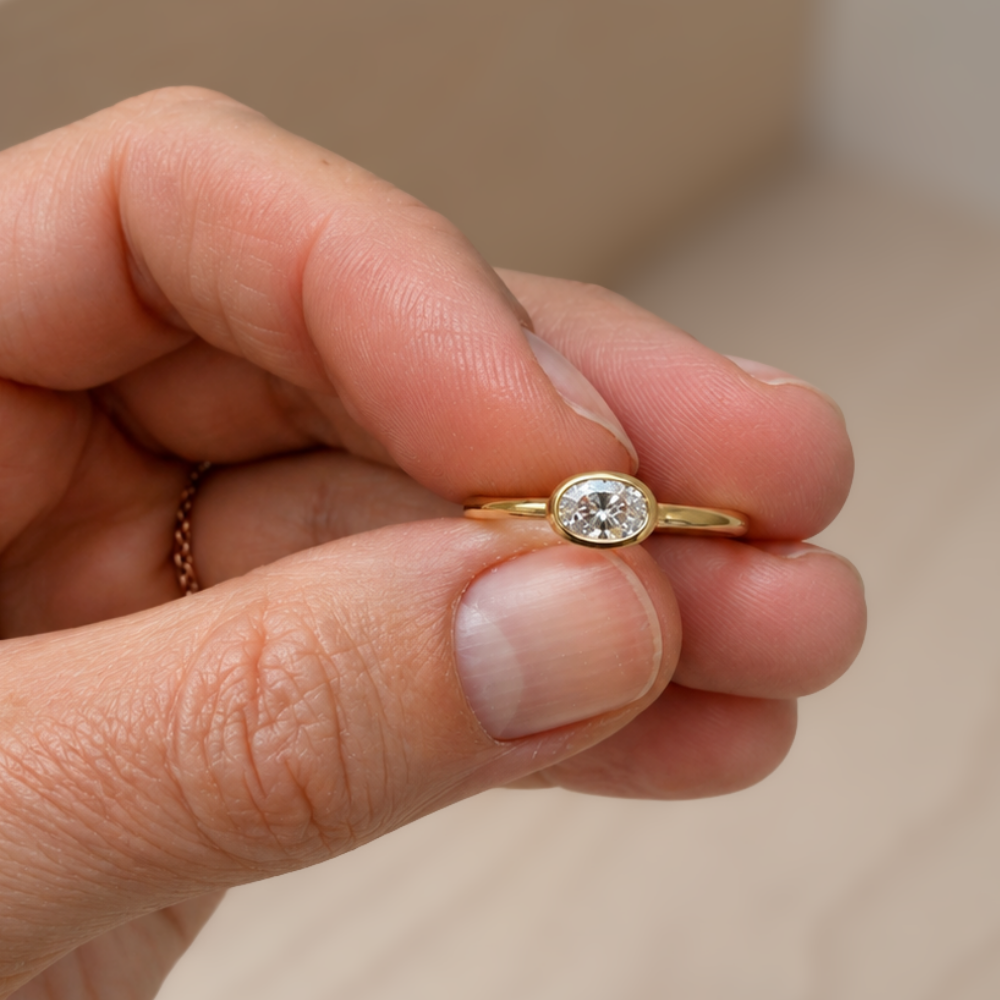 Ninie Oval – Diamantring 0,30 ct