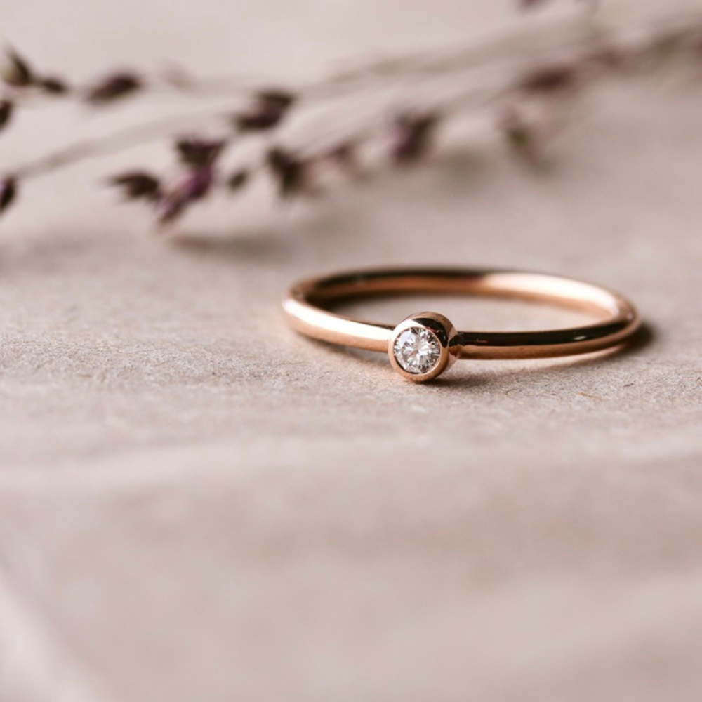 Solitär Ring Ninie 0,08 ct rosé