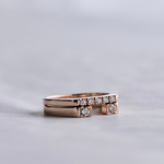 Open Ring mit zwei Diamanten