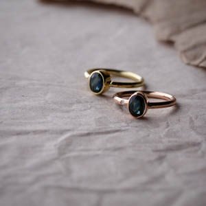 Ovaler Saphir Ring (Spezialedition)